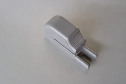 02051 - Pomello chiusura Iveco