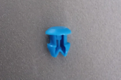 05076 - Graffetta blu