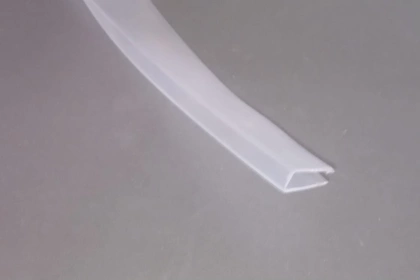 10013 - Profilo trasparente per pinza vetri