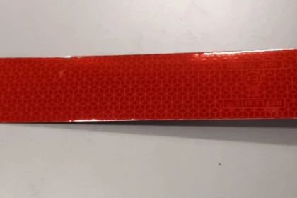 06070 - Nastro retroriflettente