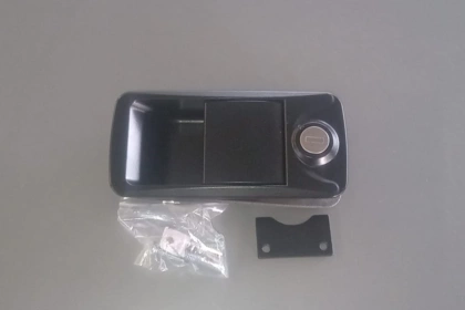 02002 - Maniglia esterna