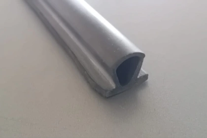 15022 - Guarnizione per celle frigo mm 15 × 20