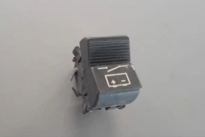 03136 - Interruttore