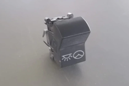 03143 - Interruttore