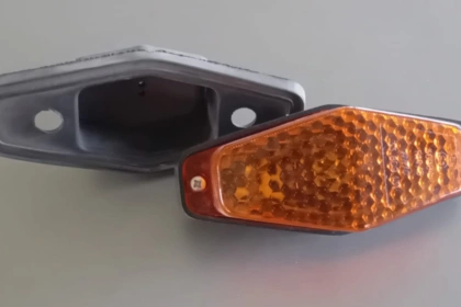 03075 - Fanalino indicazione