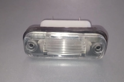 03022 - Fanalino targa incassato mm 82 × 30